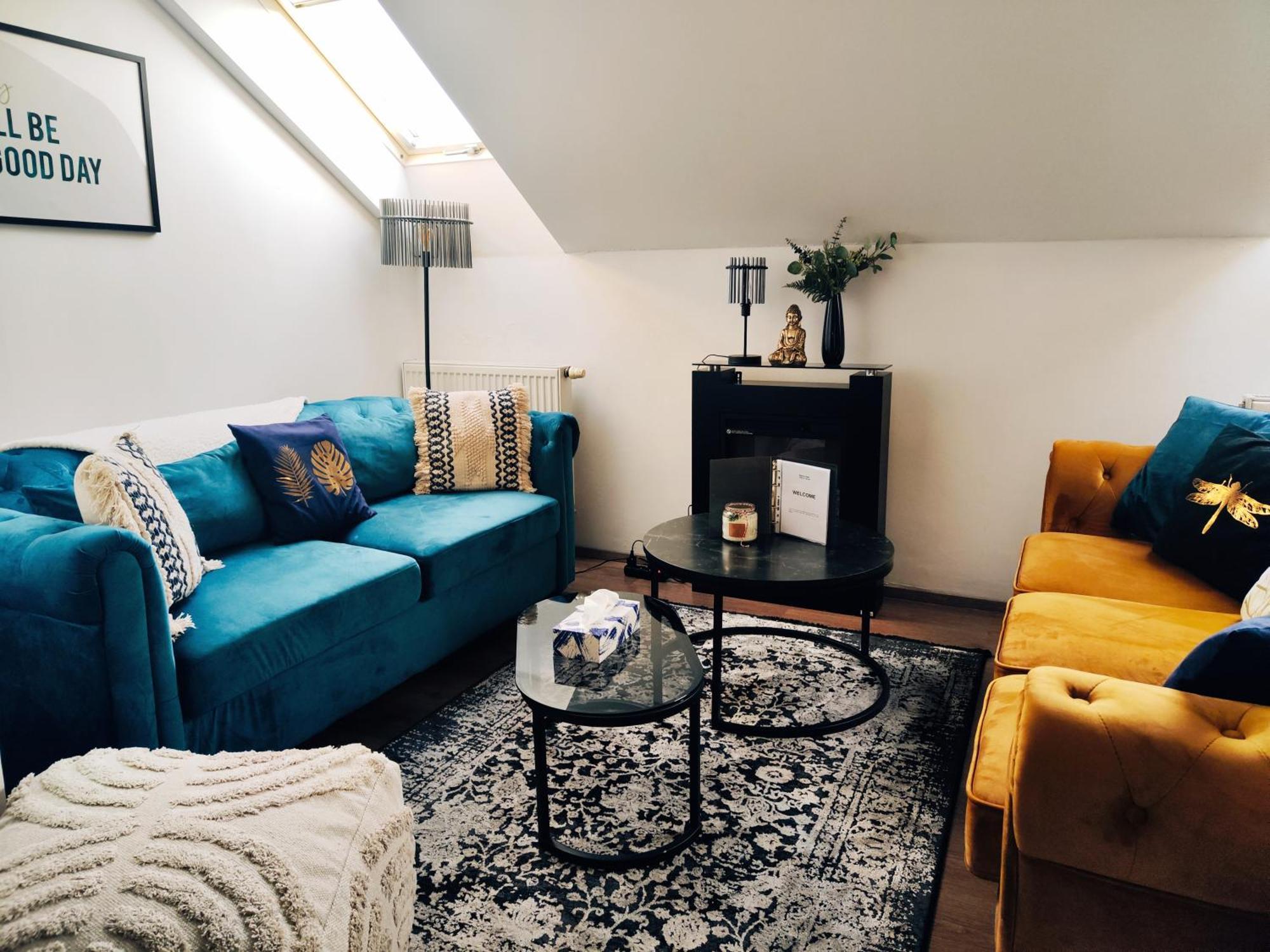 Spacious Flat & Parking Possibility, 3 Stops To Wenceslav Square プラハ エクステリア 写真